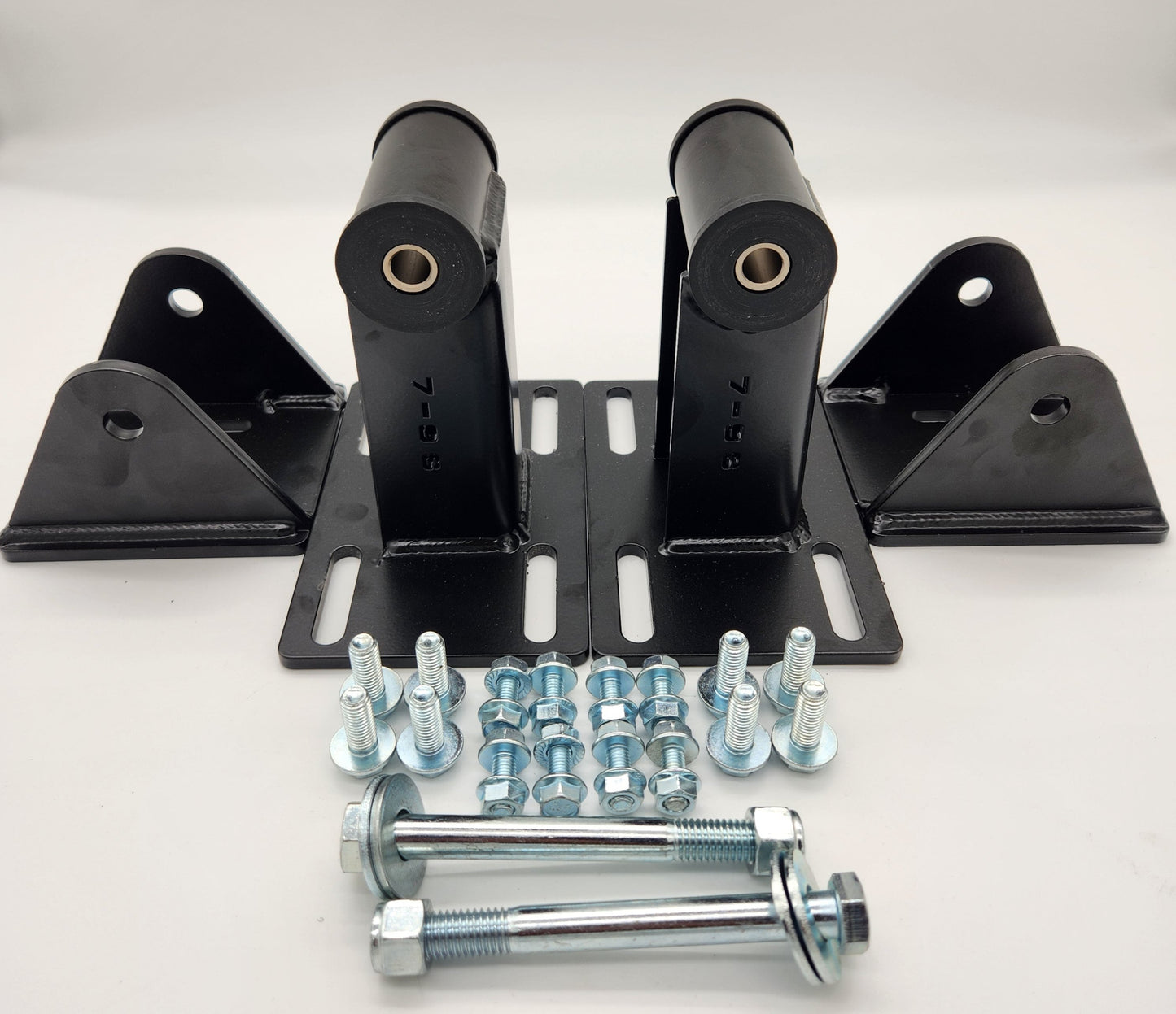 LSx V8 Volvo 700-900 series engine mounts