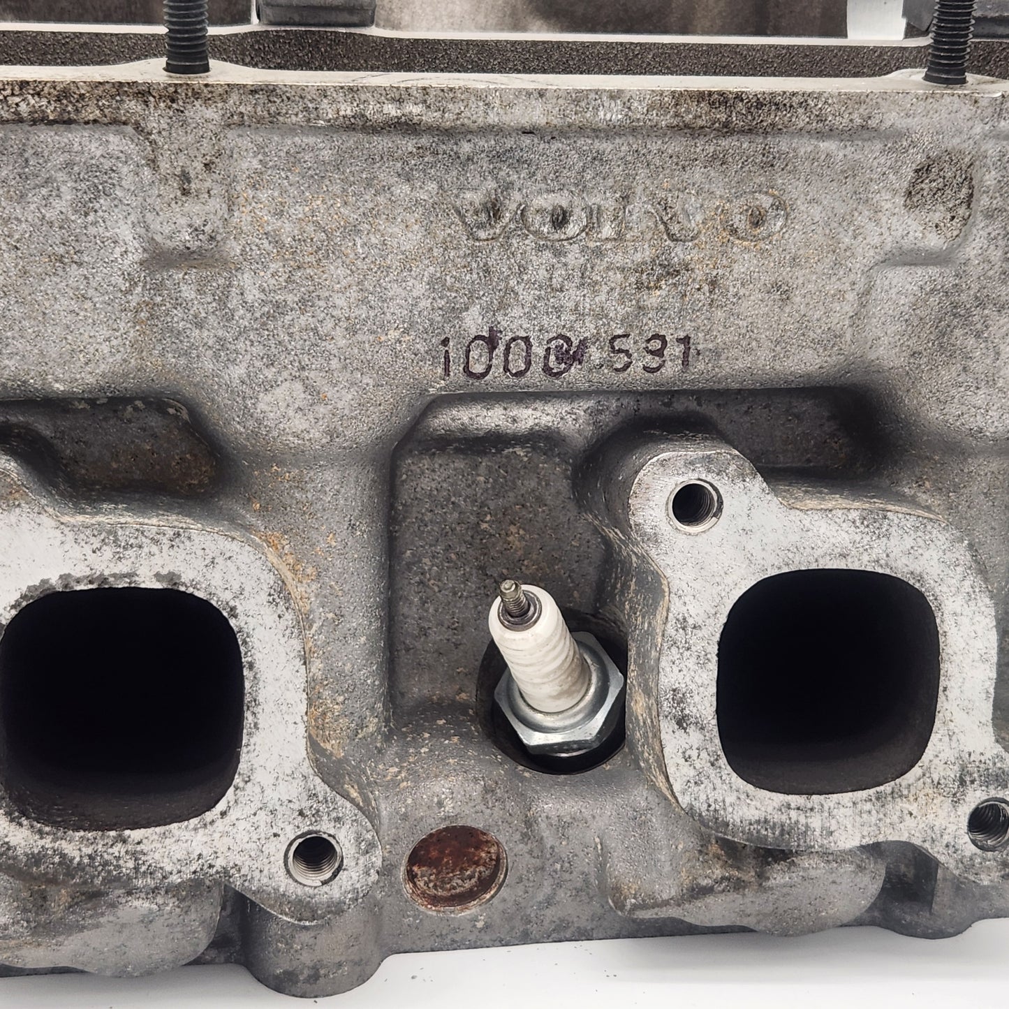 531 Volvo Penta 8v Cylinder Head B230