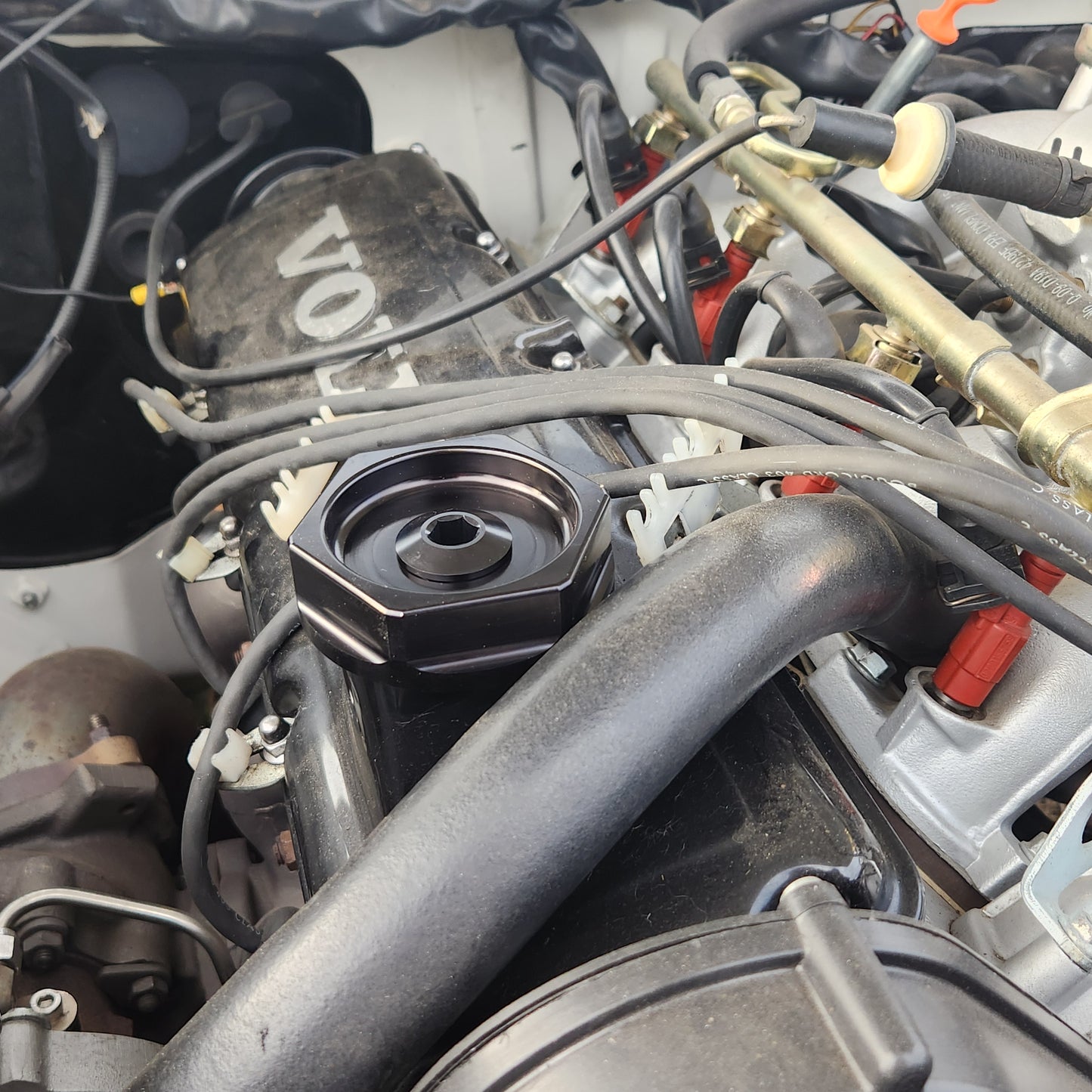 STS Billet Vent Oil Filler Cap Volvo Red Blocks