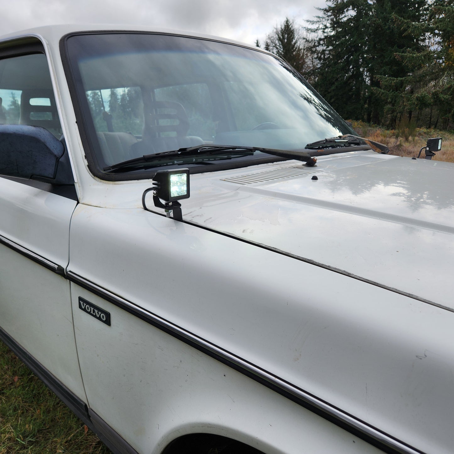 Ditch Light Brackets Volvo 240 1975-1993