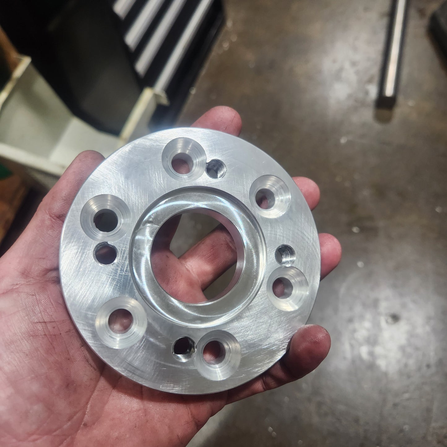 Jaguar 8hp driveshaft adapter 8hp45 and 8hp70 1310 yoke